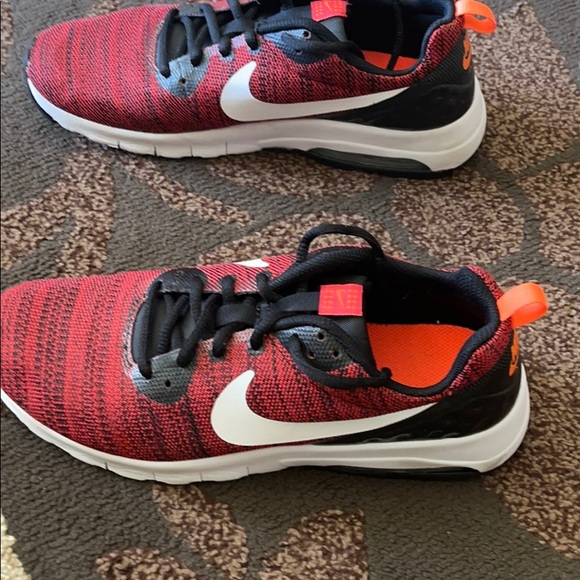 Nike’s - Picture 3 of 5